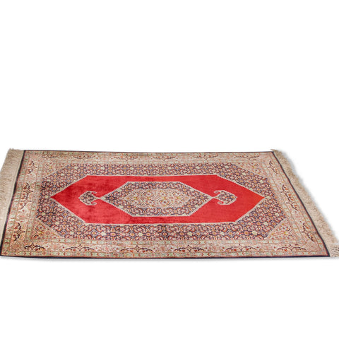 Vintage Farahan Silk Carpet  (3 ft 7 in x 5 ft 6 in)